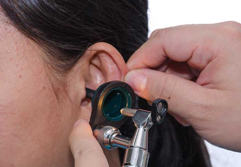 Examining-for-tinnitus